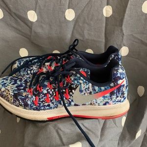 Women’s Nike air zoom Pegasus 33RF